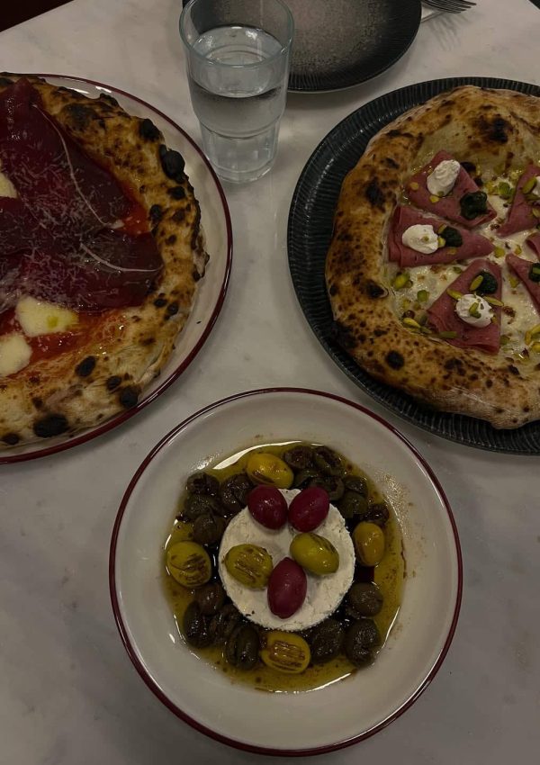 Moda’ya leziz bi napolitan pizza mekanı geldii 🍕 semtin yenisi gibi dursalar da kendileri semti (5)