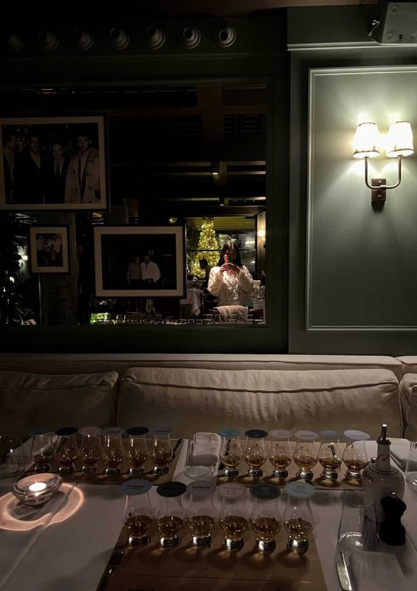 Şık bi ambiyansta lezzetli bi akşam geçirmek için önerebileceğim mekanlar arasına ekledim Zeffir (4)